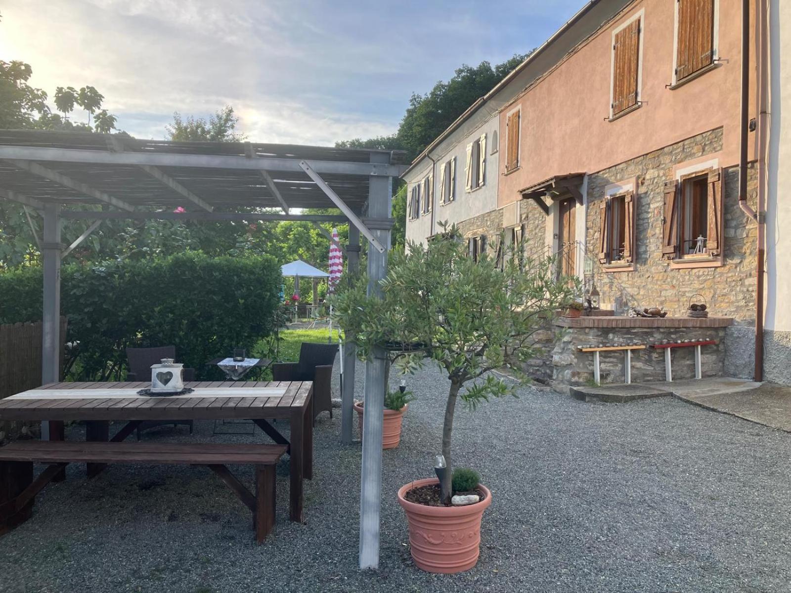 Casa Petra - Casa Tre Stelle - Casa Caneva - Ferien für 6-14 Personen Ponti Exterior foto